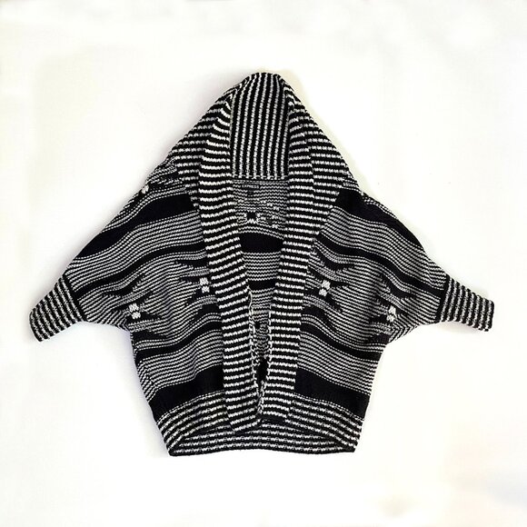 Express Women's Sweater - Picture 1 of 2